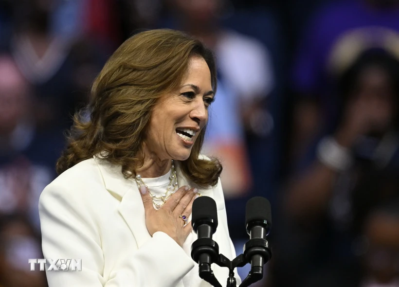  Bà Kamala Harris huy động số tiền kỷ lục tại buổi gây quỹ ở New York 