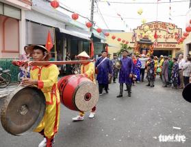 Sáng nay giữa những cơn mưa, Cần Giờ làm lễ đưa rước Nghinh Ông cầu mưa thuận gió hòa  第4张