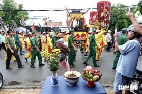 Sáng nay giữa những cơn mưa, Cần Giờ làm lễ đưa rước Nghinh Ông cầu mưa thuận gió hòa  第16张