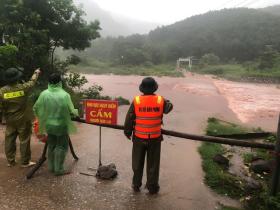  Bão tan lại lo ngập lụt, sạt lở 第1张