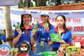  Nestlé Việt Nam trao tặng gần 200.000 phần quà cho hỗ trợ học sinh, sinh viên trên cả nước 