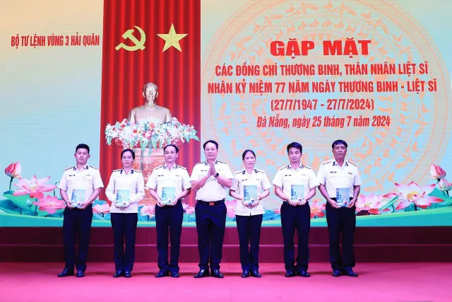 Vùng 3 Hải quân tổ chức nhiều hoạt động đền ơn đáp nghĩa nhân ngày Thương binh - Liệt sĩ  第7张