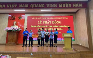 Phó Chủ tịch TƯ Hội NDVN Đinh Khắc Đính thăm, động viên, tặng quà cho nông dân vùng bão lũ Tuyên Quang  第14张