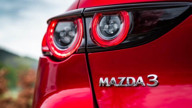  Mazda đăng ký logo nhận diện mới 