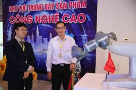  Đẩy mạnh phát triển khoa học - công nghệ