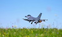  Vụ rơi máy bay F-16 ở Ukraine: Điều tra giả thiết &apos;bị phòng không Ukraine bắn nhầm&apos; 