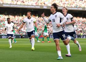  Rice và Grealish bùng nổ trước Ireland, tuyển Anh mơ vé thăng hạng Nations League 第5张