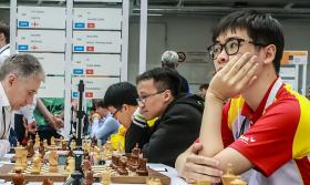 Lê Tuấn Minh vượt qua vòng loại ở Champions Chess Tour 