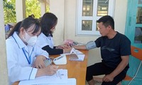  Bộ trưởng Y tế: &apos;Nâng cao năng lực, chất lượng khám, chữa bệnh, giảm các thủ tục hành chính phiền hà&apos; 