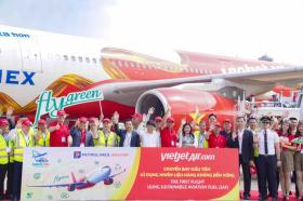  Vietjet khai thác chuyến bay đầu tiên sử dụng nhiên liệu hàng không bền vững SAF do Petrolimex Aviation cung cấp 