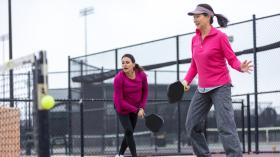 Lợi ích bất ngờ từ môn thể thao pickleball gây sốt thế giới  第1张