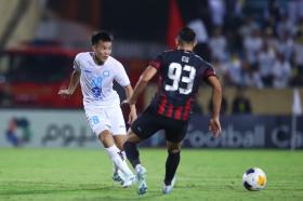 Nam Định bị Bangkok United cưa điểm đầy tiếc nuối