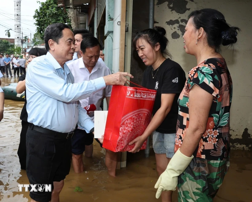  Chủ tịch Quốc hội: Tỉnh Thái Nguyên nhanh chóng khắc phục thiệt hại do bão lũ 第1张