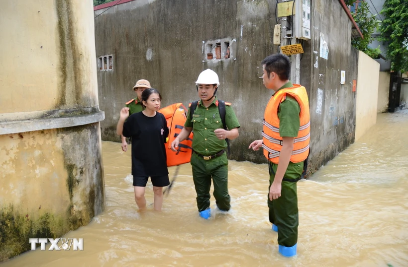  Bắc Ninh di dời hơn 2.700 nhân khẩu ở khu vực ngoài bãi sông đến nơi an toàn 