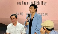  10.000 phụ huynh Hàn Quốc phản đối sách của Han Kang 